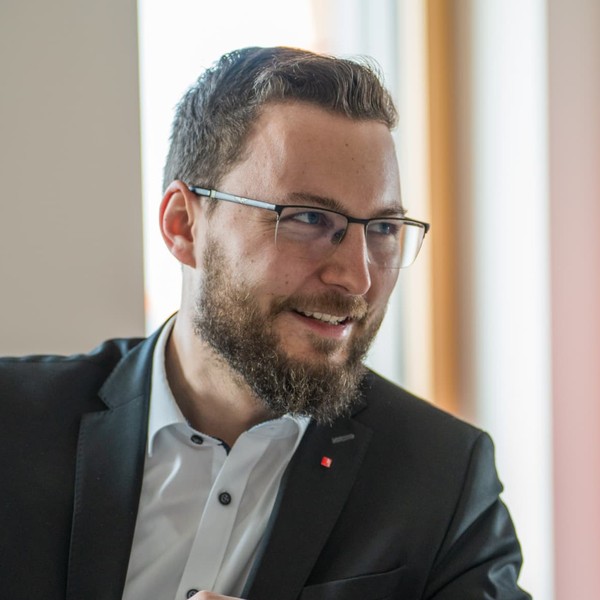 Porträt von Michael Deller